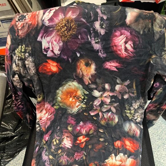 Ted Baker Noline Shadow Floral Print Sweater top size 2 nwot - Picture 5 of 9